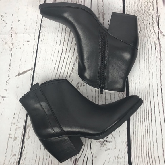 naturalizer fairmont